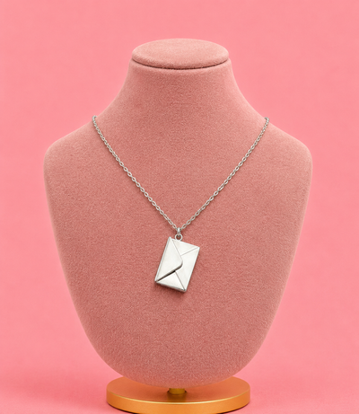 Collier enveloppe