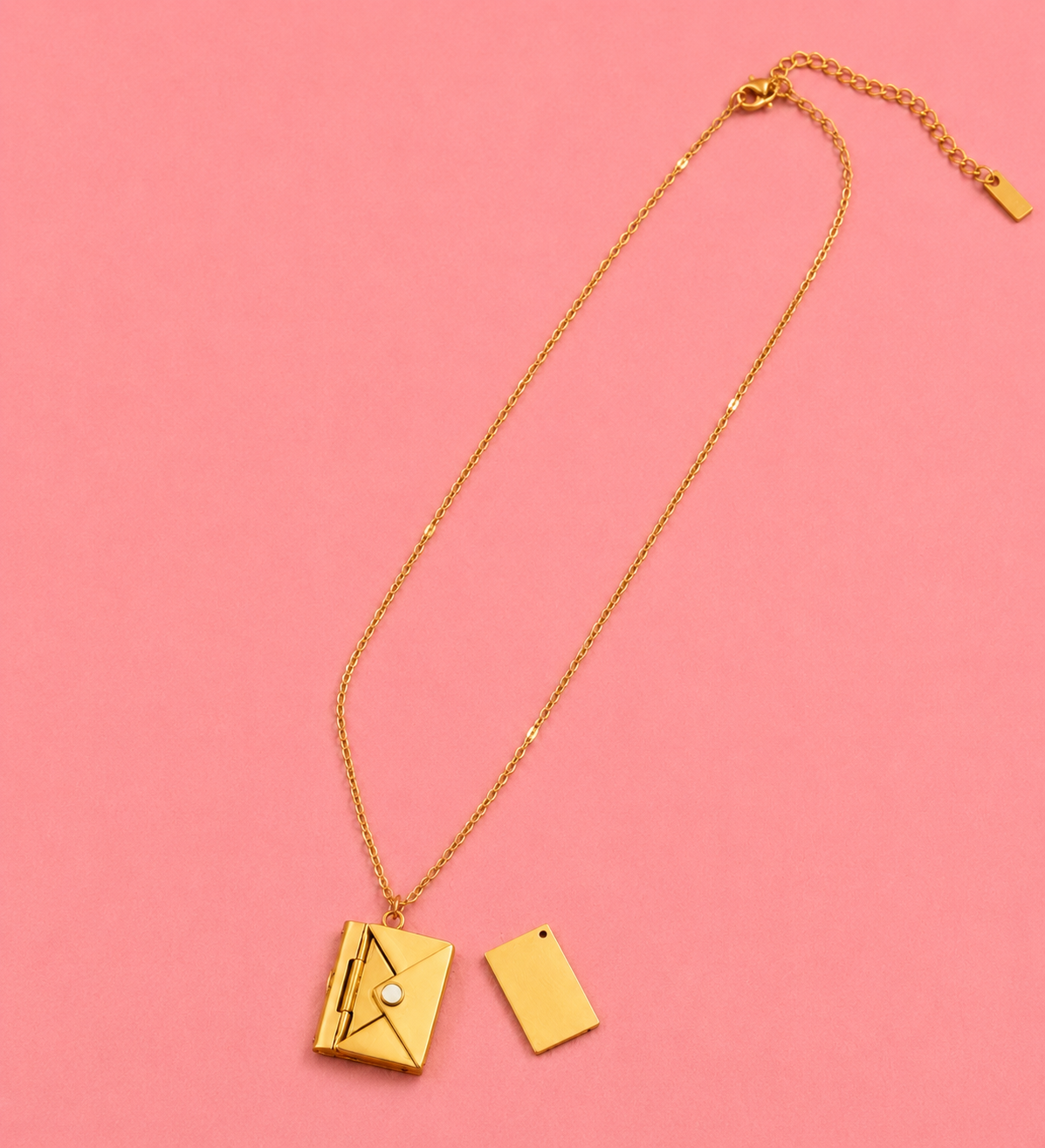 Collier enveloppe