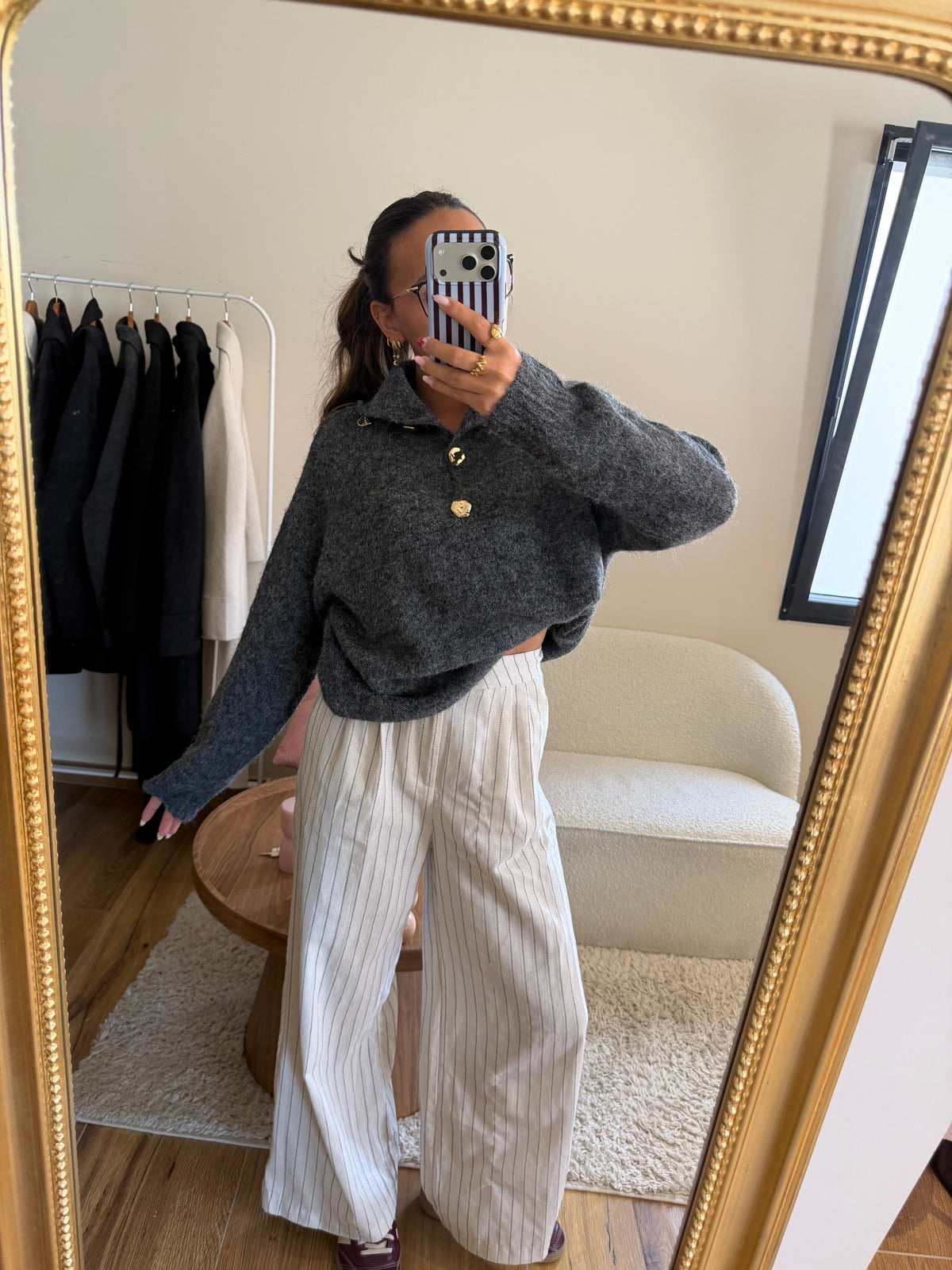 Pull "Adya"