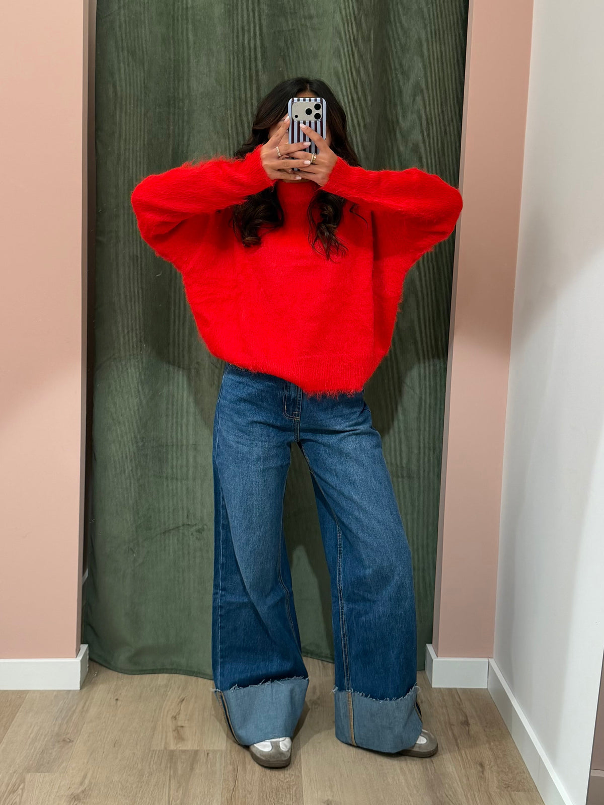 Pull ”Romy”